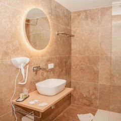 Central Hotel & Lounge Adult Only - Bild 11