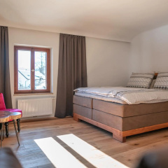 Traditionell-modernes Haus in Hötting - Bild 4