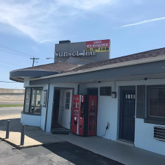 Sunset Inn thumbnail 24