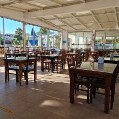 Nagi Beach Hotel - Bild 24