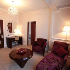 Old Palace Lodge Hotel thumbnail 4