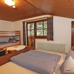 Quaint Chalet in Mayrhofen near Ski Lift - Bild 2