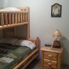 Wolf Den Log Cabin Motel and RV Park thumbnail 4