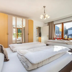 Herzerl-Chalet Appartements thumbnail 7