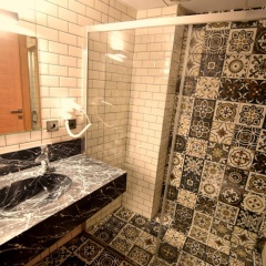 Renk Otel Karşıyaka - Bild 8
