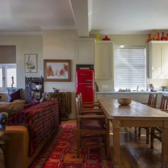 The Majestic Apartment thumbnail 20
