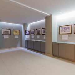Gallery Central Piraeus Port - Bild 16
