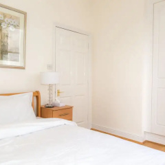 Modern 2 bed flat in historic building - Bild 4