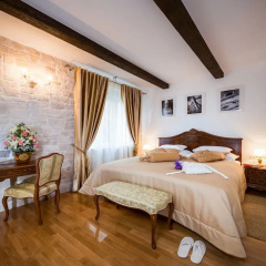 Priska Luxury Rooms thumbnail 3