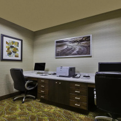 Hampton Inn & Suites Bend thumbnail 6