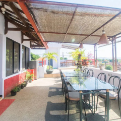 Formerly Reddoorz Near Pantai Boom - Bild 11