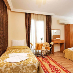 Casa Mia Hotel thumbnail 2