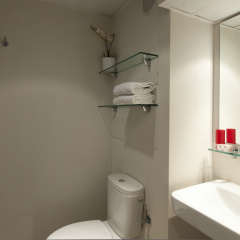 Vertice Roomspace Madrid - Bild 12