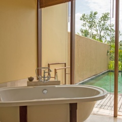 Komaneka at Tanggayuda Resort - Bild 12