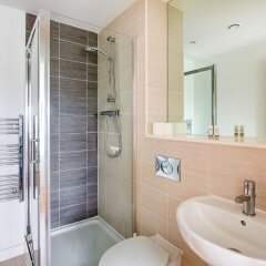 Отель Chic Apartment in Manchester near Old Trafford Великобритания, Солфорд - отзывы, цены и фото номеров - забронировать отель Chic Apartment in Manchester near Old Trafford онлайн фото 15