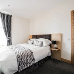Seaview Hotel thumbnail 2