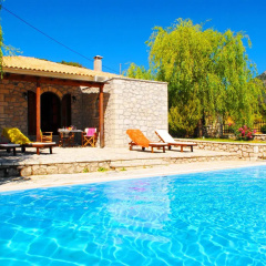 Lefkada Villas thumbnail 1