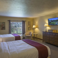 Swan Lake Resort thumbnail 3