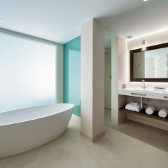 Lamaro Hotel thumbnail 11