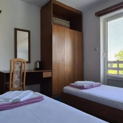 Guest House Tiha noć thumbnail 5