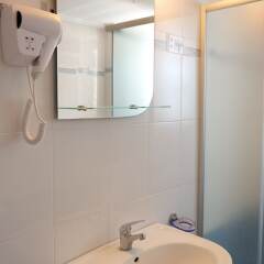 Charming 2-bed Apartment in Sarandë in Sarande, Albania from 60$, photos, reviews - zenhotels.com photo 9