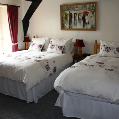 Yallands Farmhouse thumbnail 1