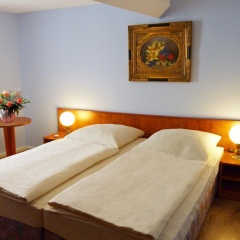Adelheid Hotel garni - Bild 2