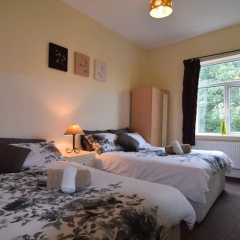 Manu's Guesthouse thumbnail 1