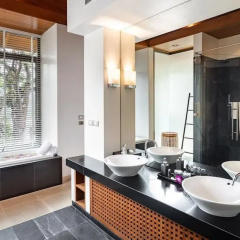 Villa Chelay - Luxury Waterfront Villa - Bild 10