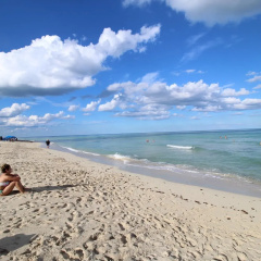 Beach Front Studio thumbnail 13