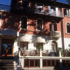 Hotel Villa Cipro - Bild 1