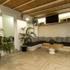 Amaze Suites thumbnail 14