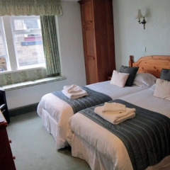 The Old White Lion Hotel thumbnail 6