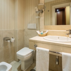 Ilunion Alcora Sevilla Hotel - Bild 13