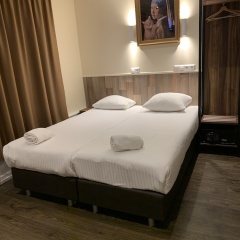 Orange Tulip Hotel Amsterdam - Hostel - Bild 1
