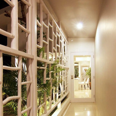 The Kanjeng Suites Villas Seminyak - Bild 13