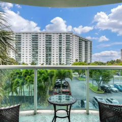 Sunny Isles Ocean Reserve Condo Apartments thumbnail 8