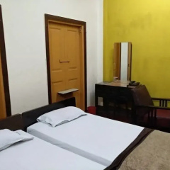 Broadway Hotel thumbnail 6