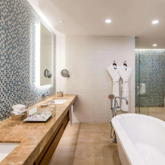 Swissotel Al Ghurair Hotel - Bild 9