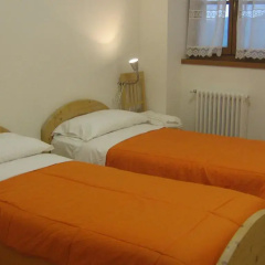 Taxus Hostel thumbnail 3