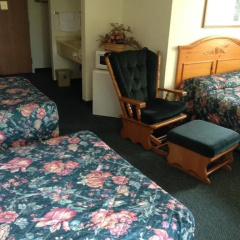 Hunter Lodge thumbnail 1