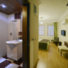Hadrian Gate Hotel thumbnail 10