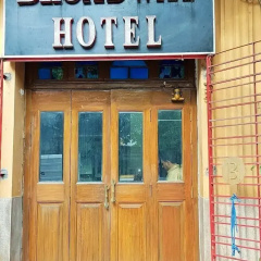 Broadway Hotel thumbnail 19