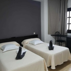 Hostal Asador Julian Brunete thumbnail 3