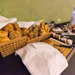 Familotel AIGO welcome family thumbnail 9