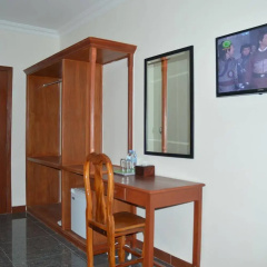 Tan Tower Hotel thumbnail 7