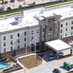 Hampton Inn & Suites Dallas/Ft. Worth Airport South thumbnail 15