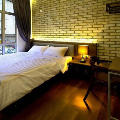 OYO 127 The Reeds Hotel thumbnail 2