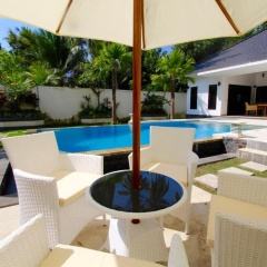Villa Kupu Kupu Lovina - Bild 7
