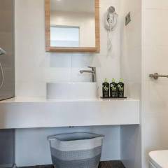 Limehome Barcelona Carrer de Fontcoberta - Bild 28